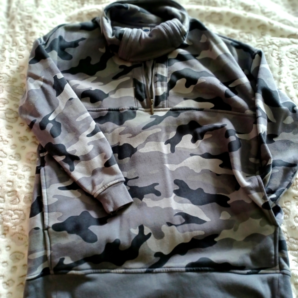 Oversized half zip French terry Funnel-neck Sweatshirt  Gray Camo OLD NAVY
